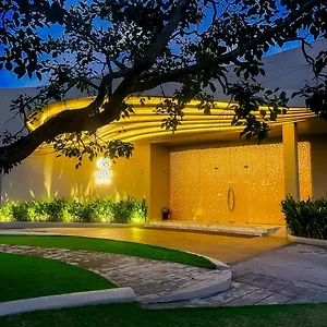 Avenra Gardens ***** Negombo