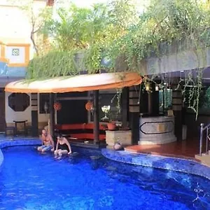 https://sri-ratu-hotel.ubudhotelsnow.com
