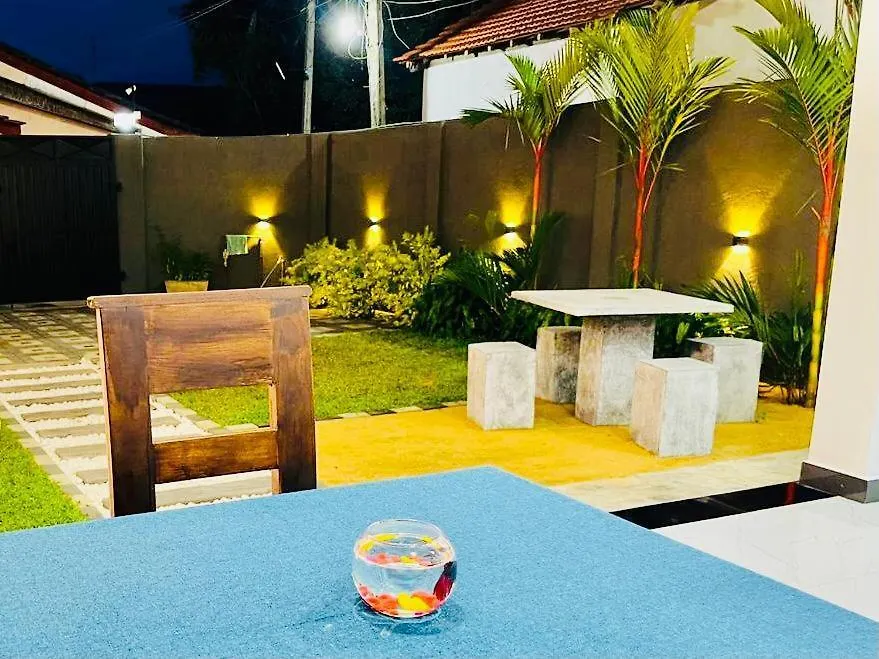 *** Guest house Funwhales Rest House Negombo Sri Lanka